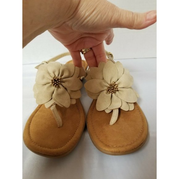 Rialto Shoes - Rialto Beige Suede Wedge Sandals size 8.5